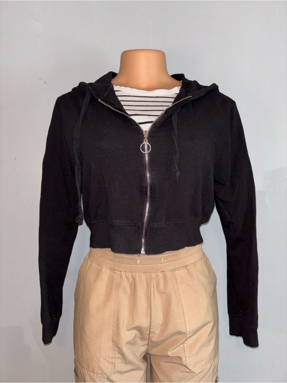 Fashion Nova Black Cropped Zip-Up Hoodie